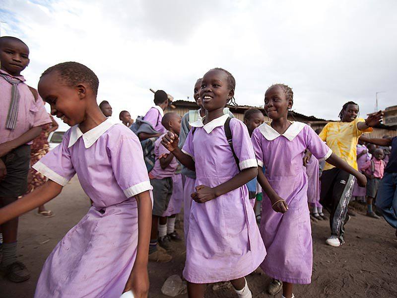 A community outreach team run by AJWS grantee, Fortress of Hope, teaches about gender-based violence. Photo: Evan Abramson